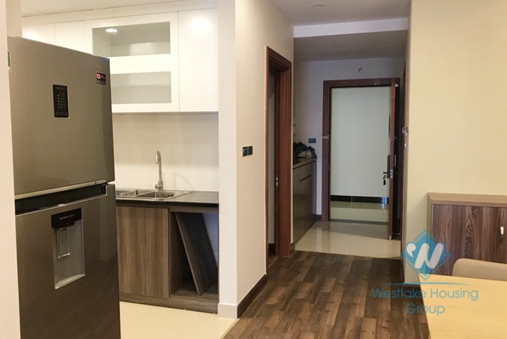 Beautiful 2-bedroom apartment for rent in Goldmark City, Hanoi