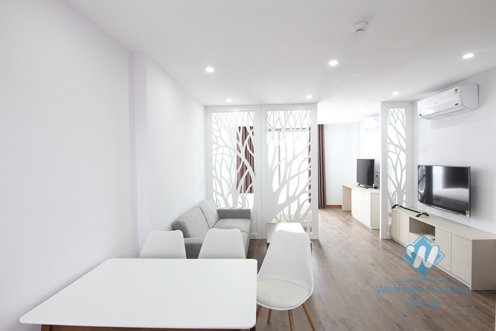 Good studio apartment with large balcony for rent in Tay Ho.