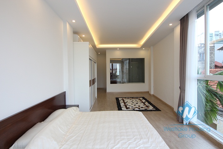 Super lakeview morden aparment for rent in Tay Ho, Hanoi.