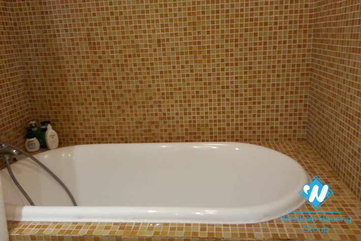 High quality 03 bedroom apartment for lease in Golden Wetlake, Tay Ho district, Hanoi.