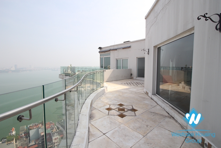 Fabulous apartment with stunning Westlake view for rent in Tay Ho