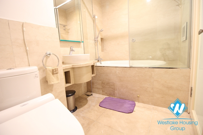 A nice apartment with 2 bedrooms for rent in Golden West Lake