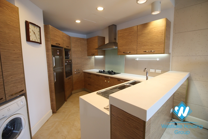 A nice apartment with 2 bedrooms for rent in Golden West Lake