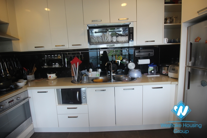 Beautiful apartment for rent in Golden Westlake, Thuy Khue, Hanoi