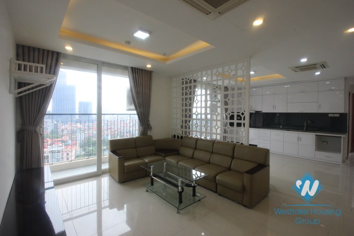 4 bedroom fully furnished apartment rental in Cau giay, next to Cau giay park