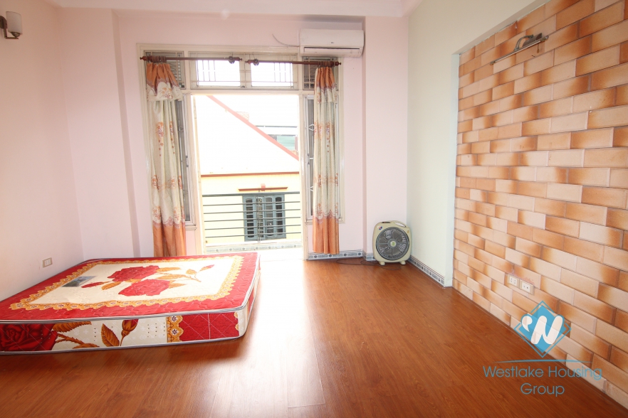 5 bedrooms house for rent in Ba Dinh district, Ha Noi