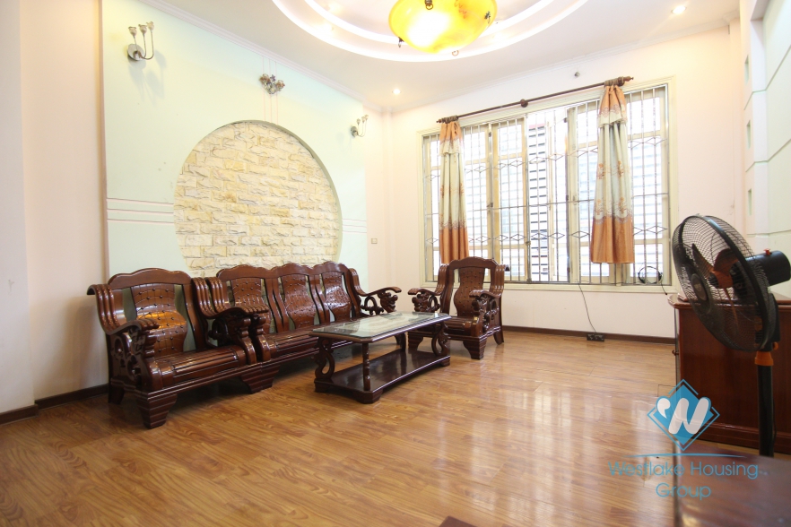 5 bedrooms house for rent in Ba Dinh district, Ha Noi