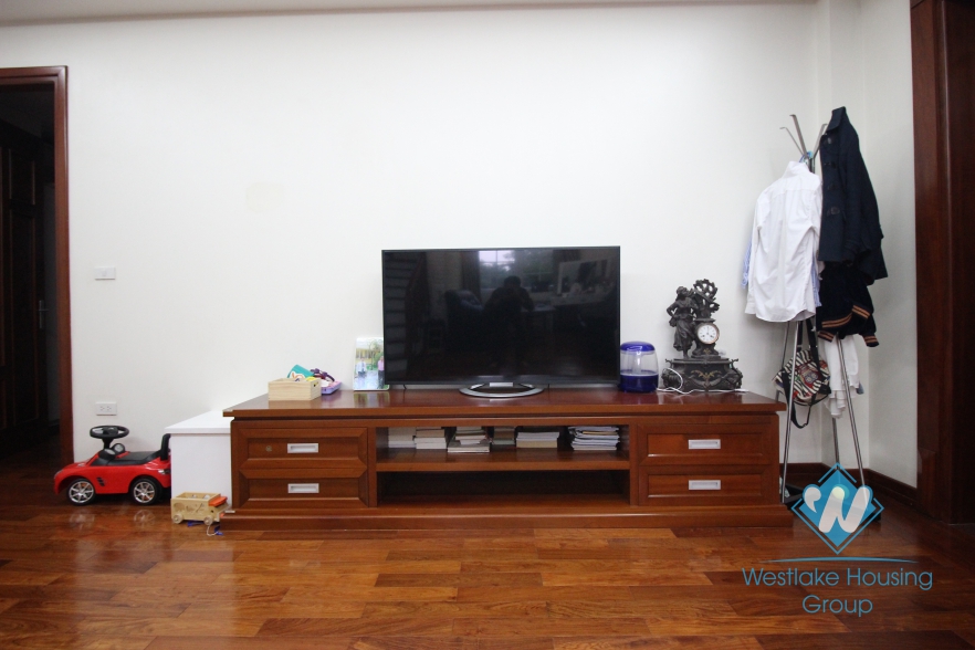 A beautiful villa for rent in Tay Ho good space and modern furnishing