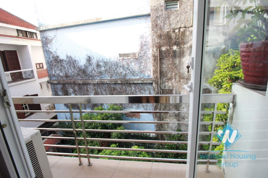 Elegant 5 bedroom house for rent near West lake side