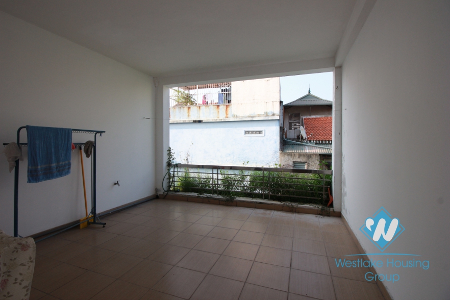 Elegant 5 bedroom house for rent near West lake side