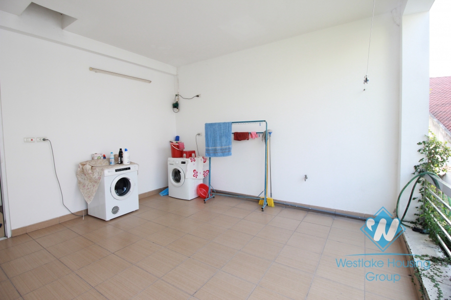 Elegant 5 bedroom house for rent near West lake side