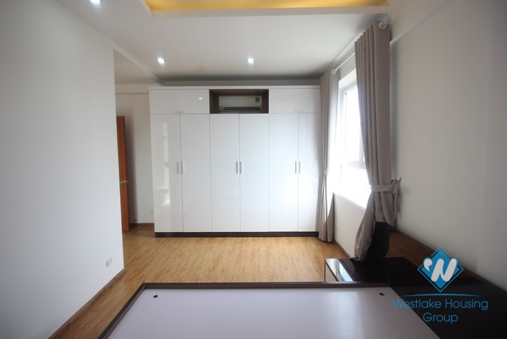 4 bedroom fully furnished apartment rental in Cau giay, next to Cau giay park