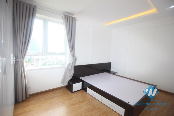 4 bedroom fully furnished apartment rental in Cau giay, next to Cau giay park