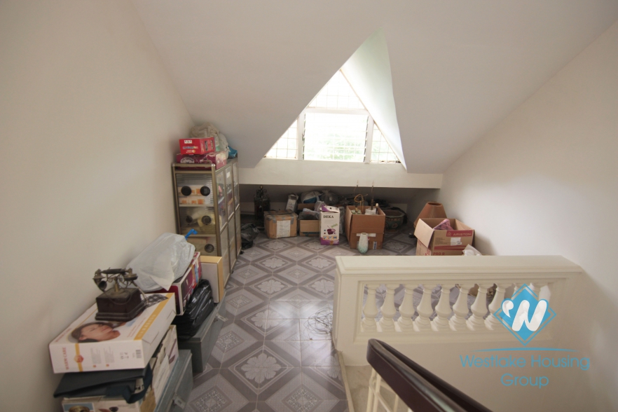 French villa for rent with lots of outside space in the heart of Tay Ho, Hanoi