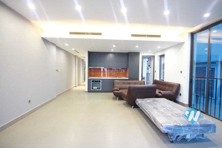The 4-th floor apartment with beautiful lakeview in Tay Ho,Ha Noi