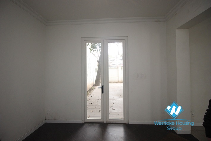 White house with garden for rent in Hoan Kiem District, Ha Noi