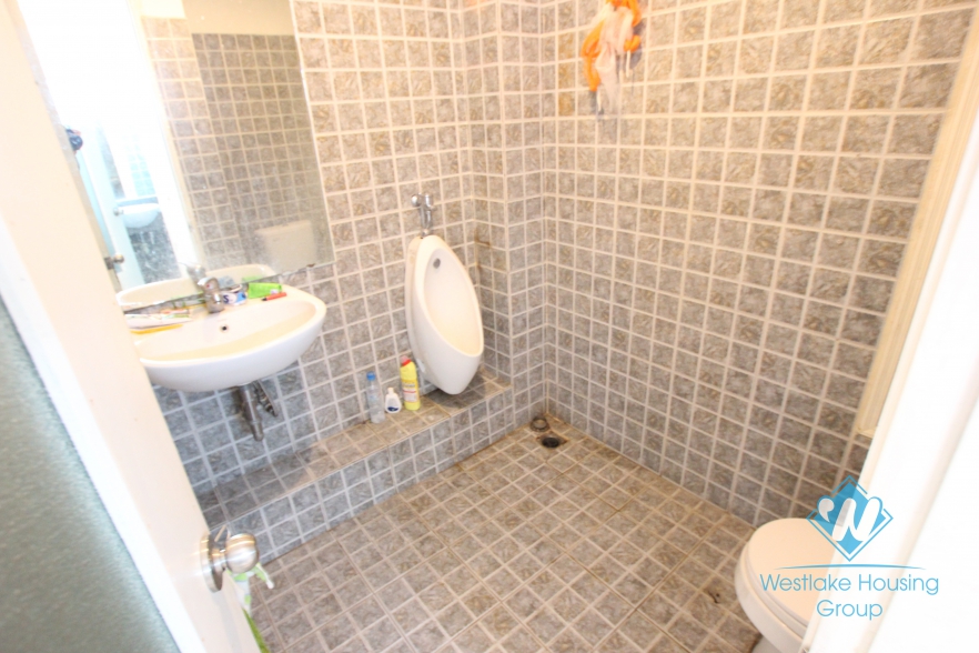 Large size office for rent in Au Co Street, Tay Ho, Ha Noi