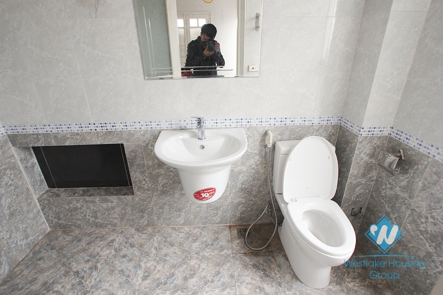 03 bedrooms apartment for rent in Tay Ho District, Ha Noi - Unfurnished