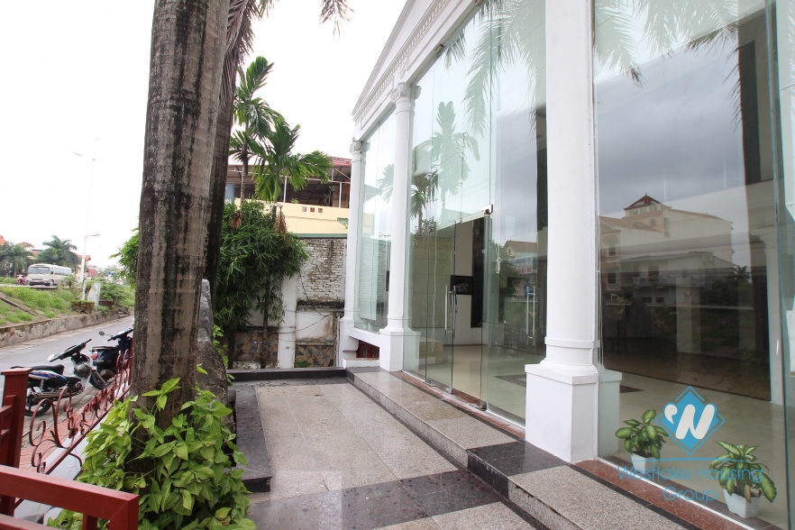 Large size office for rent in Au Co Street, Tay Ho, Ha Noi