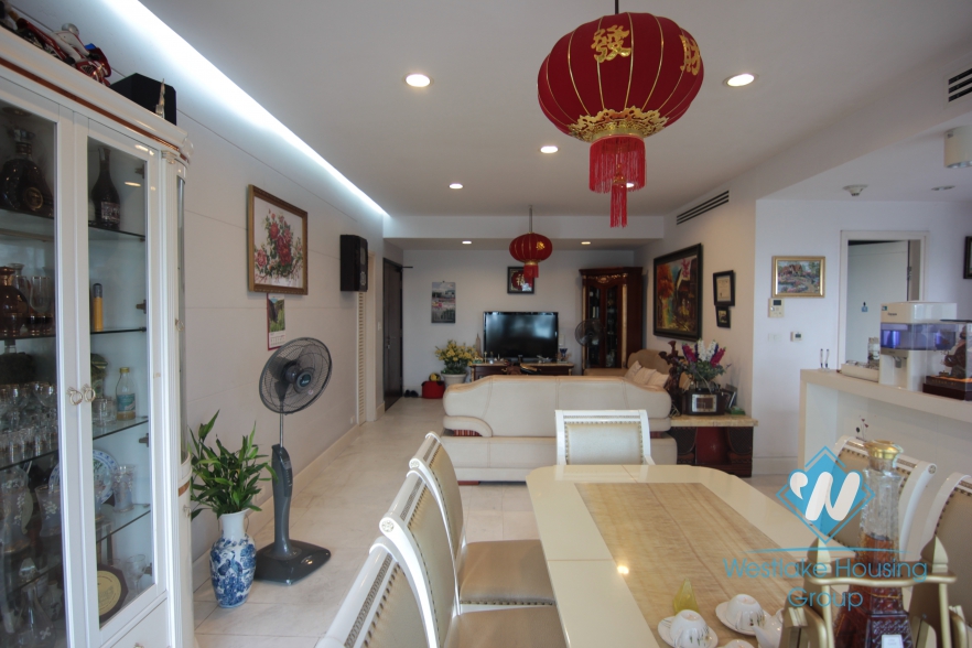 Bright and clean apartment for rent at Golden Westlake, Tay Ho, Ha Noi