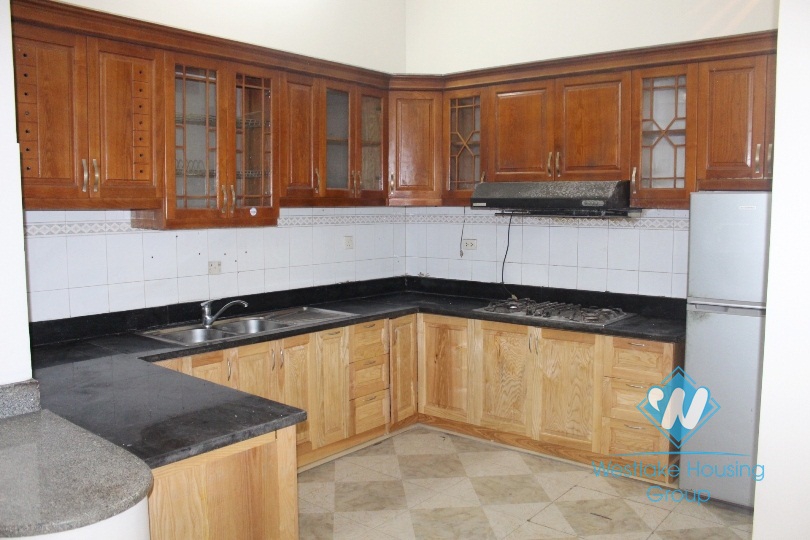 Nicely spacious house for rent in Ton Duc Thang st, Dong Da district, Hanoi