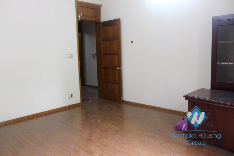 Nicely spacious house for rent in Ton Duc Thang st, Dong Da district, Hanoi