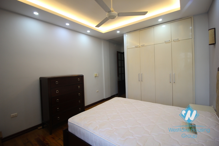 House rental with beautiful lakeview in Truc Bach, Ba Dinh