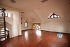 A chaming house with 6 bedrooms, for rent in Tay Ho area