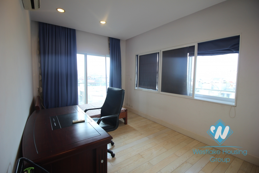 Beautiful three bedrooms apartment for rent in Golden Westlake, Tay Ho, Hanoi.