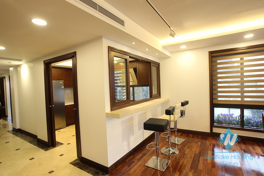 Luxury and Modern apartment  for rent in Xuan Dieu st, Tay Ho, Ha Noi