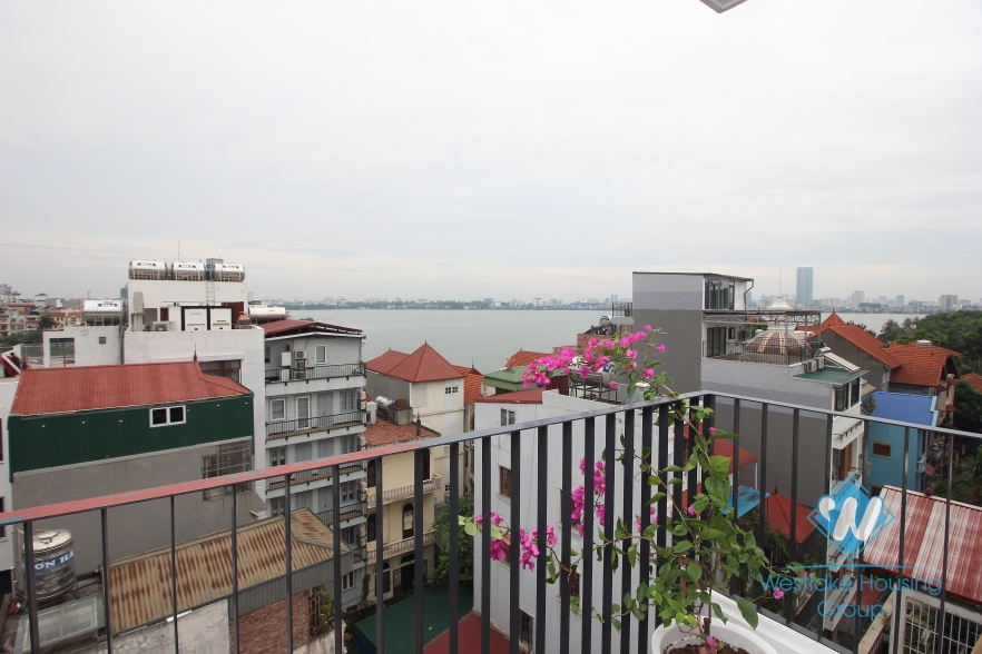 The 7-th floor apartment with large lakeview in Tay Ho, Hanoi