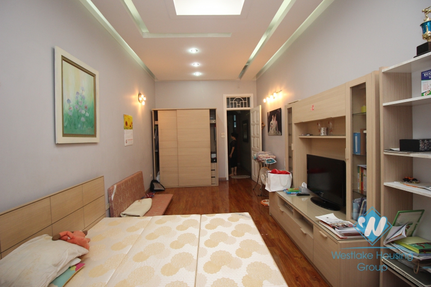 04 bedrooms house for rent in Ba Dinh district, Ha Noi city