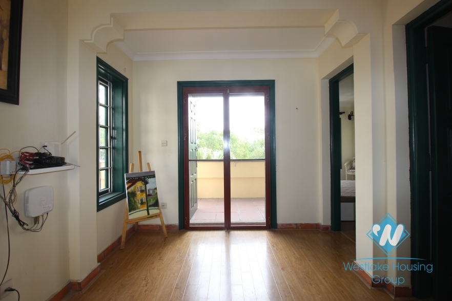 Charming villa for rent on the lakeside with lovely garden in Tay Ho, Hanoi