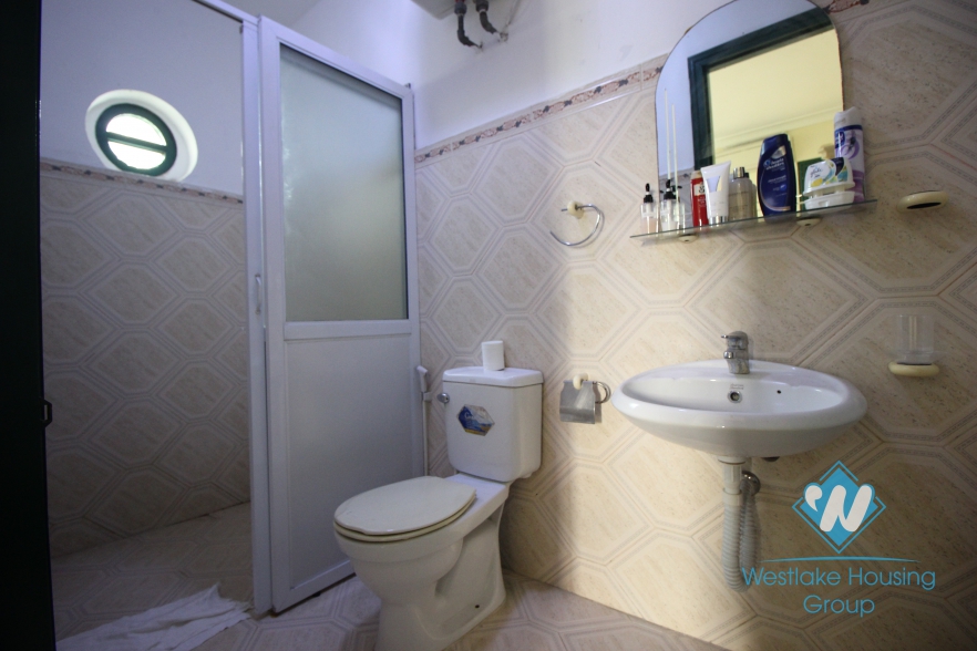 Charming villa for rent on the lakeside with lovely garden in Tay Ho, Hanoi