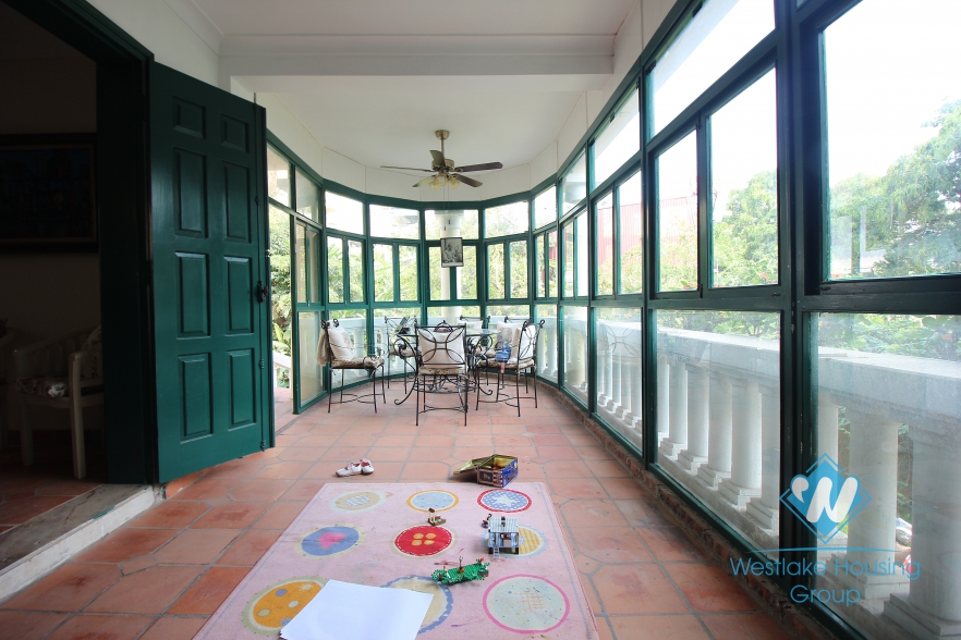 Charming villa for rent on the lakeside with lovely garden in Tay Ho, Hanoi