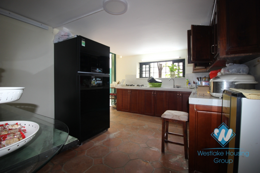 Charming villa for rent on the lakeside with lovely garden in Tay Ho, Hanoi