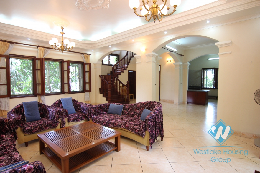 Beautiful villa for rent in Westlake area, Hanoi