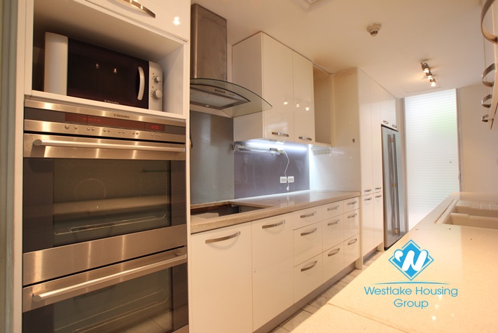 Modern 5 bedroom house for rent in Golden Westlake, Ha Noi