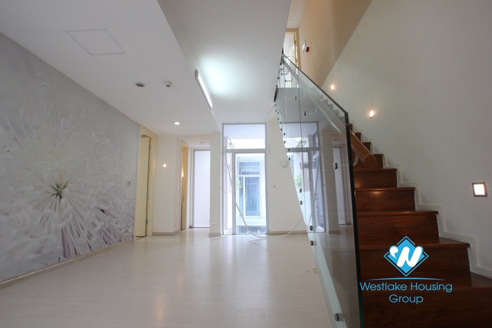 Modern 5 bedroom house for rent in Golden Westlake, Ha Noi