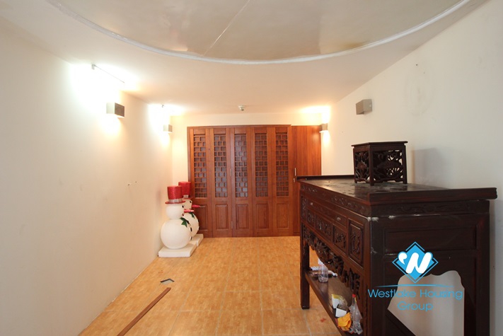 Modern 5 bedroom house for rent in Golden Westlake, Ha Noi