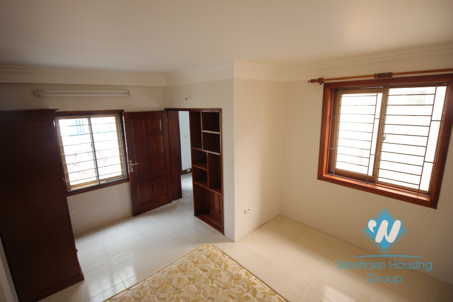 Gorgeous house for rent on Xuan Dieu street, Tay Ho, Hanoi