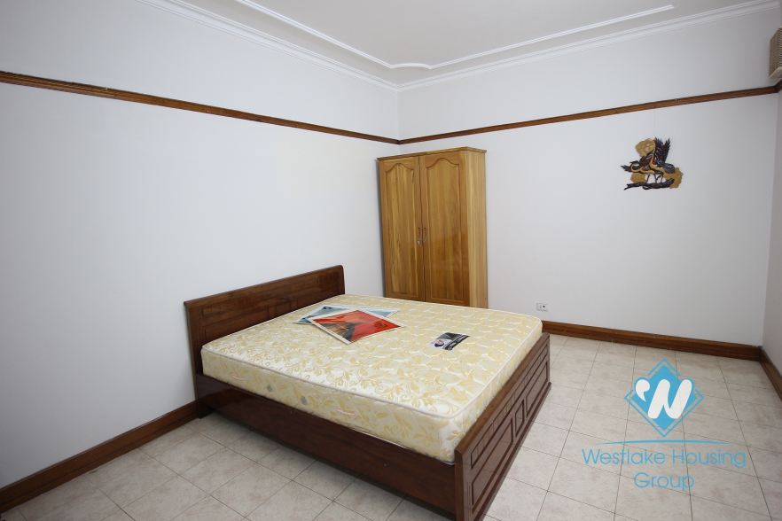 Gorgeous house for rent on Xuan Dieu street, Tay Ho, Hanoi