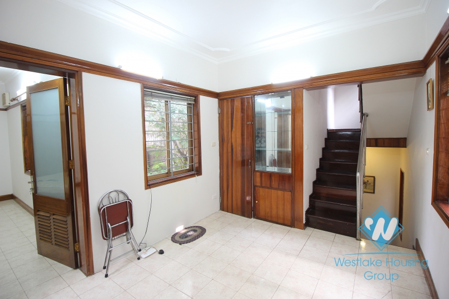 Gorgeous house for rent on Xuan Dieu street, Tay Ho, Hanoi