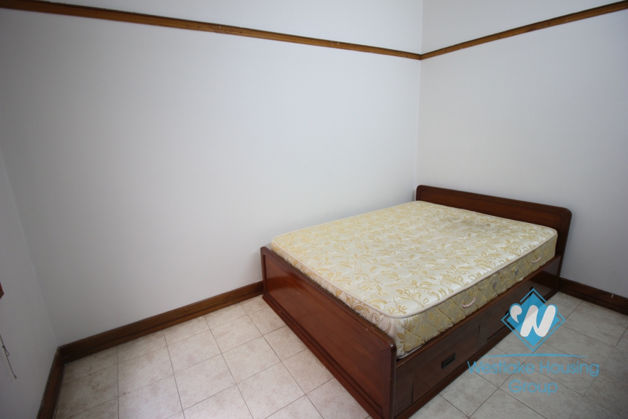 Gorgeous house for rent on Xuan Dieu street, Tay Ho, Hanoi