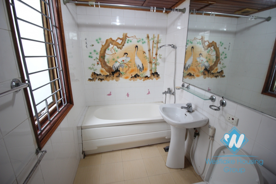 Gorgeous house for rent on Xuan Dieu street, Tay Ho, Hanoi