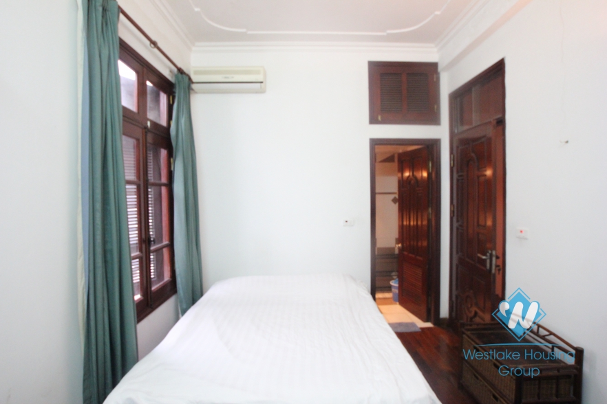 House with 5 bedrooms for rent in Xuan Dieu area, Tay Ho, Ha Noi