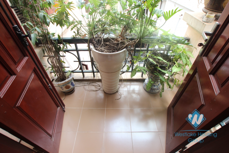 House with 5 bedrooms for rent in Xuan Dieu area, Tay Ho, Ha Noi