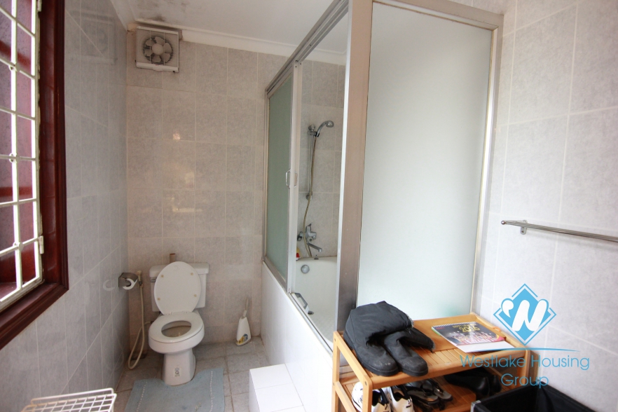 Beautiful garden house for rent on the lakeshore Tay Ho, Hanoi