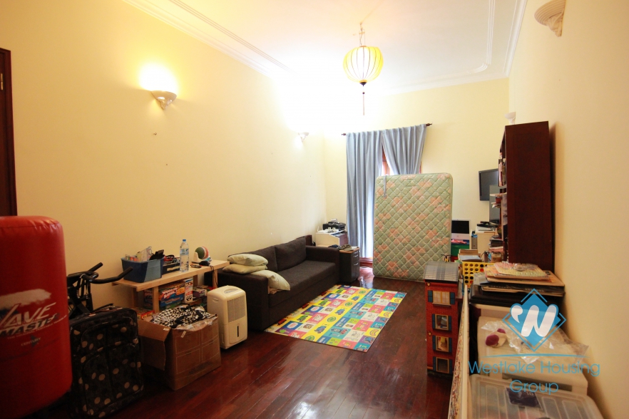 Beautiful garden house for rent on the lakeshore Tay Ho, Hanoi