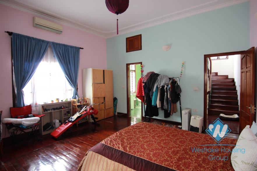 Beautiful garden house for rent on the lakeshore Tay Ho, Hanoi